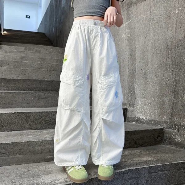 Teen Girls Cargo Pants Child Retro Floral Embroidered High-Waist Straight Wide-Leg Pants for Kids Casual Fashion Loose Trousers