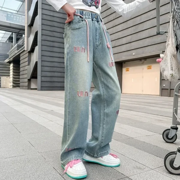 New 2025 Girls Loose Wide Leg Jeans Long Trousers Kids Fashion Heart Ripped Straight Leg Denim Pants Teen Spring Casual Clothing - Image 3