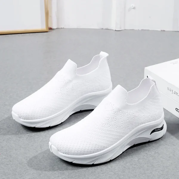 Women's New Summer Shoes Casual Sneakers Light Slip on Flat Platform Mesh Breathable Shoes Ladies Anti-slip Walking Woven Shoes - Image 2