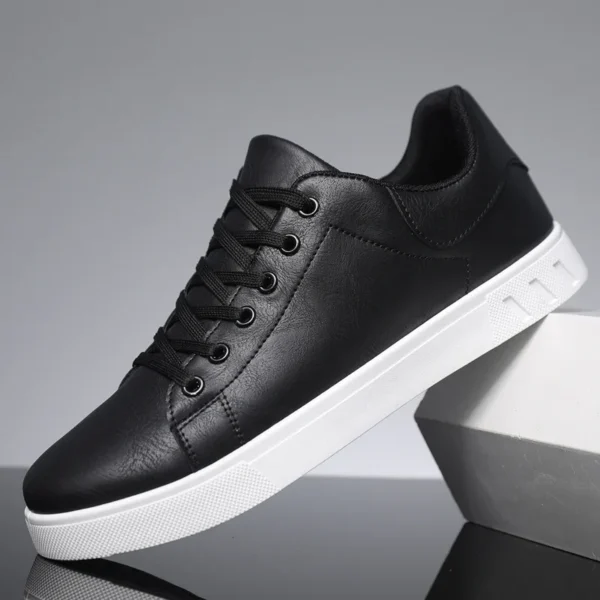 Men's Leather Shoes All-match Fashion Casual Shoes Spring and Autumn Outdoor Sneakers Flat Skateboard Shoes Loafers - Image 4