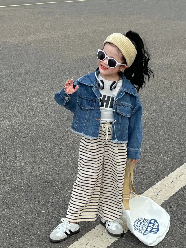 2024 Spring New Korean Version Children Clothing Girl Fashionable Short Denim Shirt Baby Fur Edge Single Breasted Jacket - Image 3