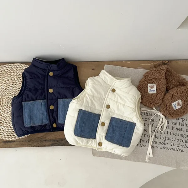 2025 Winter New Baby Sleeveless Warm Vest Plus Velvet Thick Infant Boy Girl Padded Jacket Toddler Denim Pocket Vest Cardigan - Image 3