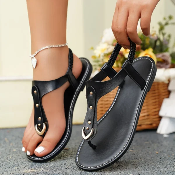 2025 Summer small sandals women flat foreign trade plus-size sandals simple pinch toe beach sandals wear temu - Image 2
