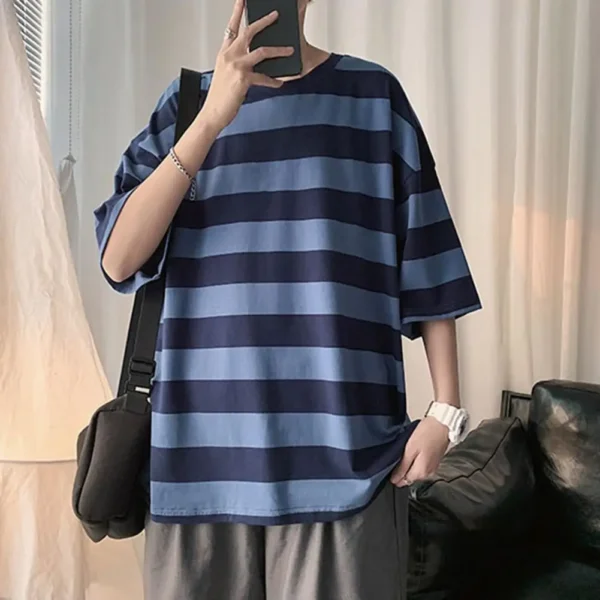 Men Wide Stripe Print T-shirt Japanese Style Striped Summer T-shirt for Men Streetwear Top with Half Sleeves Round for Teenagers
