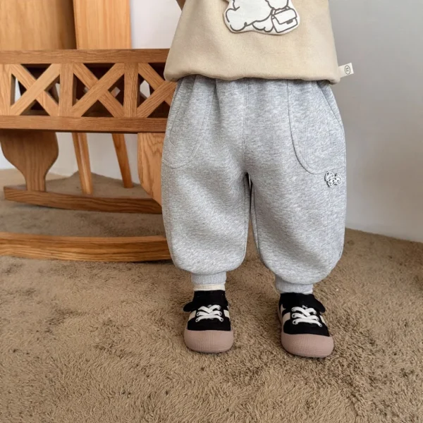 2025 New Autumn Baby Pants Cartoon Label Solid Color Boys Sweatpants Girls Elastic Waist Sports Trousers Children Jogger Pants