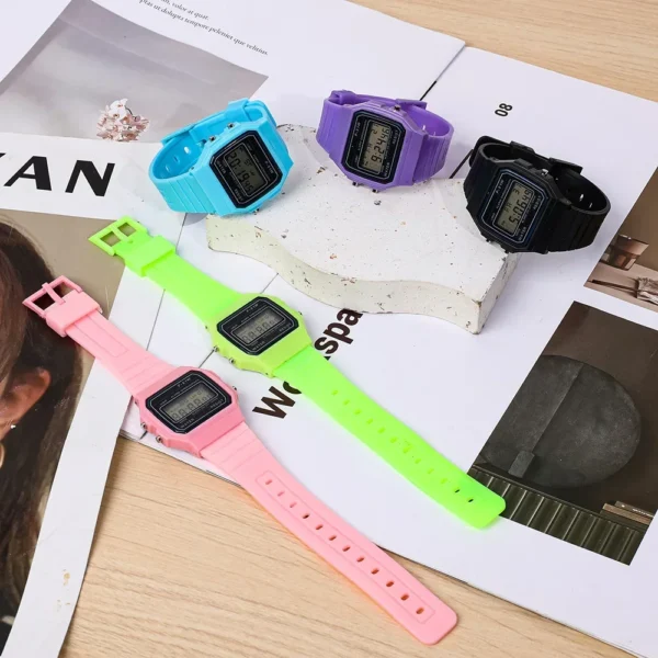 Classic Retro LED Electronic Watch Waterproof Sports Watch Women's F91W Silicone Strap Small Square Couple Sports Watch - Image 5