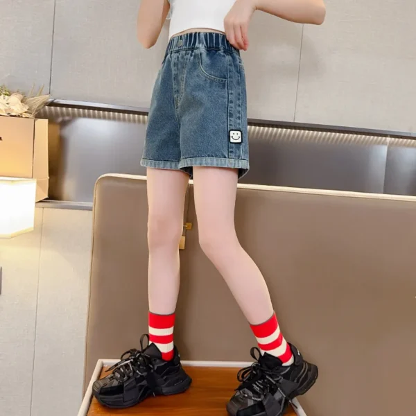 Girls' Denim Shorts 2025 Summer Teens Fashion Korean Style Girls Jeans Shorts Girls Summer Casual Smiley Face Label Shorts - Image 4