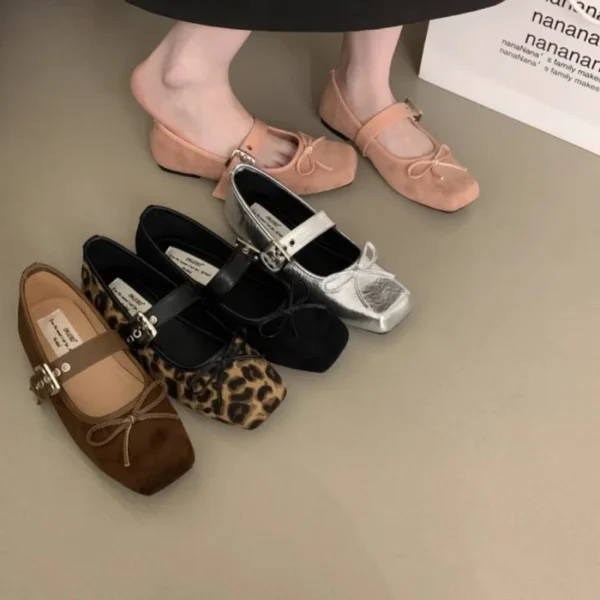 Women's Flat Bow Ballet Shoes – Silver Buckle Mary Jane Pumps & Casual Ballerina Flats