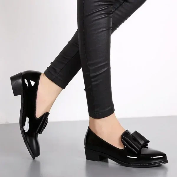 New Women's Loafers Bow Decor Pointed Toe Flat Shoes for Women Patent Leather Shallow Mouth Commuter Daily Casual Shoes - Image 5