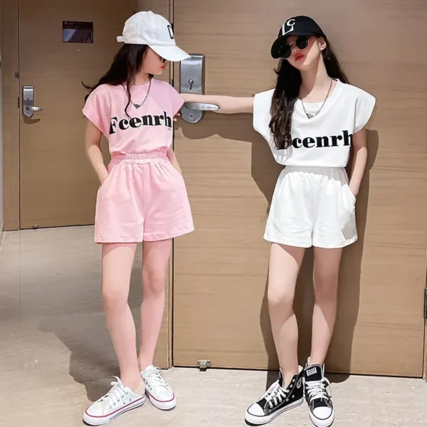 2025 Girls Summer Suit New Child Clothes Short Sleeveless Sports letters t-shirt top and bottom half pants Teen Tracksuits Kids