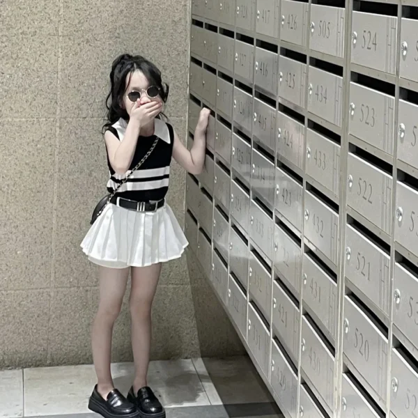 Fashionable Pleated Skirt Two Piece Set New Baby Girls Knitted Polo Shirt Summer Set Latest Children's Western Style Tank Top - Image 4