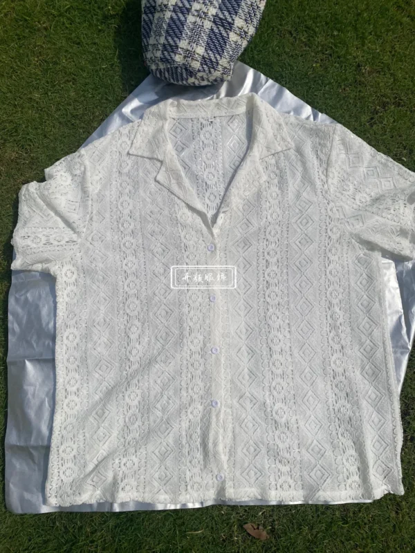 Fashionable New Men's Lace Short Sleeved Shirt with Floral Transparent Buttons Holiday Hollow Perspective Lining - Image 6