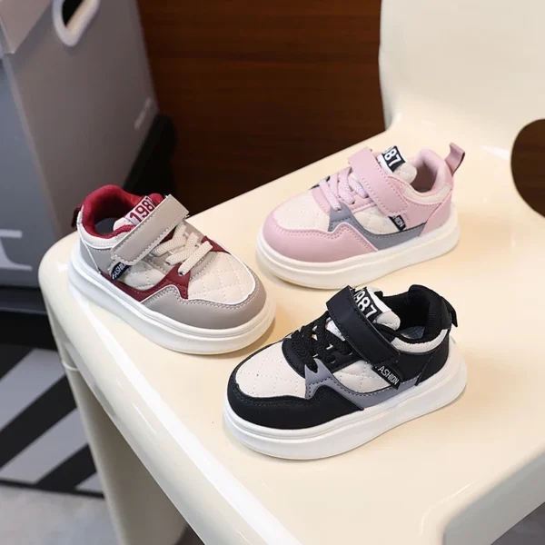 Children's board shoes Spring and Autumn New Baby Sports Shoes Casual Thick Sole Board Shoes Boys and Girls Fashion Running Shoe